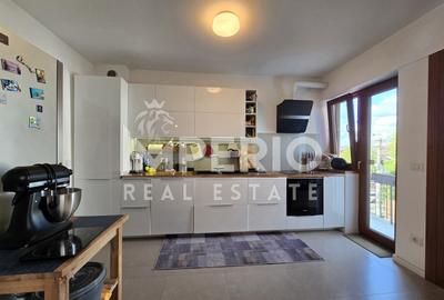 Apartament cu 4 camere in vila , garaj si boxa la subsol - 3