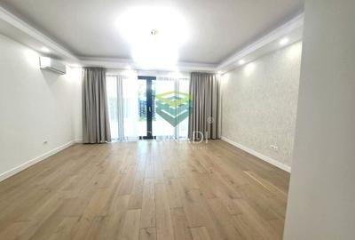 Duplex cu 7 camere în Pipera