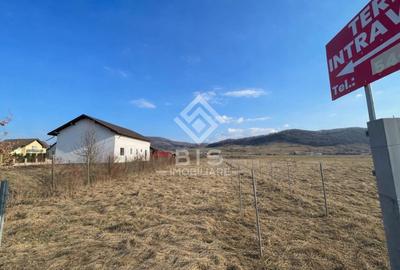 Teren Construcții intravilan de 1500 mp, în Unirea