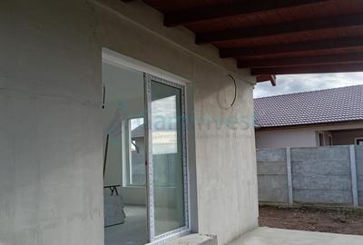 Casa de vanzare in Santandrei, la gri, Bihor - 4