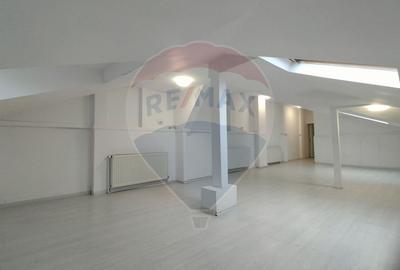Ultracentral - Vilă 323 mp - Ideală sediu firmă / clinică / birouri - 19