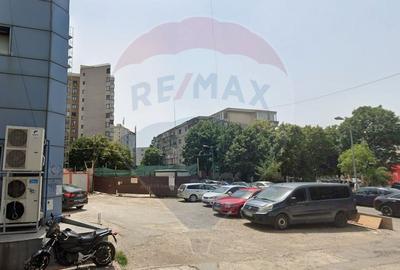 De vanzare | Teren 130 mp Mall Vitan | Comercial - Parcare - 1
