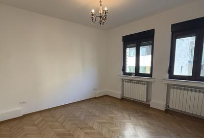 Eleganță Centrală: 3 Camere la Parter Înalt | Batistei - 2