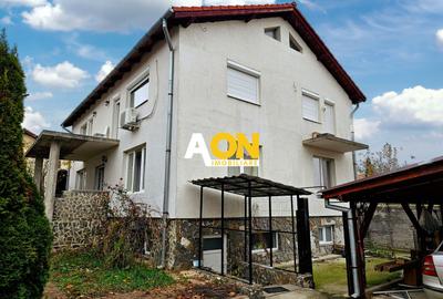 Casă individuală cu 5 camere în Cetate