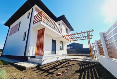 Casă Individuală de vânzare nouă | Comuna Berceni – 4 Camere, teren 330 mp - 1