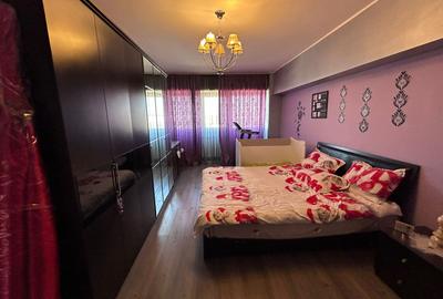 - Apartament 3 camere Central, Mobilat Utilat, Renovat in totalitate. - 3