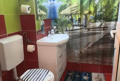 Vanzare apartament cu 4 camere si 2 bai,  decomandat, etaj 1/4  zona CET - 8