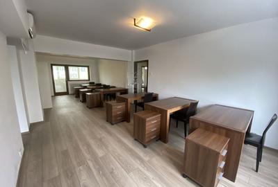 Apartament de închiriat 5 camere birou ideal firmă - 1