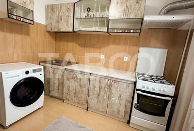 Garsoniera de vanzare decomandata etaj intermediar 1 zona Lupeni Sibiu - 1