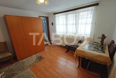 Casa pe un singur nivel cu 4 camere si teren 503 mp - Comision 0 - 5