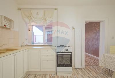 COMISION 0 | Apartament 4 camere + Curte | Zona Tractorul - 24