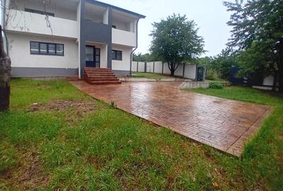 Casa  mare, luminoasa, spatioasa cu 5 camere, doua bai, 400 mp teren, Bucium - 25