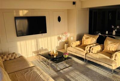 Apartament cu 3 camere decomandat, mobilat în Central