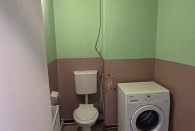 Apartament cu 3 camere, Micro 17,  Bld Independentei - 16