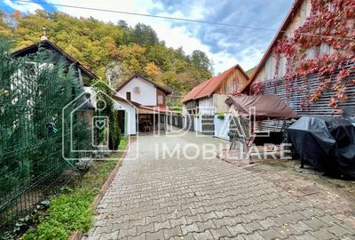 Casă individuală cu 5 camere și curte proprie - în Cisnădioara - 2