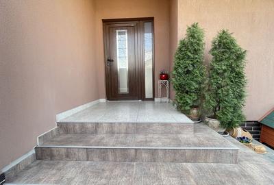 Casa eleganta si luminoasa, situata in zona de case - Mehala - 42