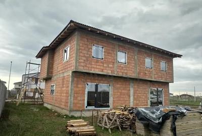Duplex langa centura -  spatii generoase- zona f buna - 5