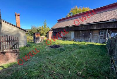 De vânzare în Covasna, pe strada Timar, o proprietate compusă din două case! - 2