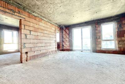 Apartament cu 3 camere semidecomandat în Giroc