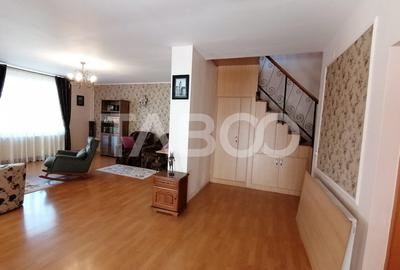 Casa individuala 6 camere de vanzare 250 mpu 361 mp teren zona Lupeni - 13