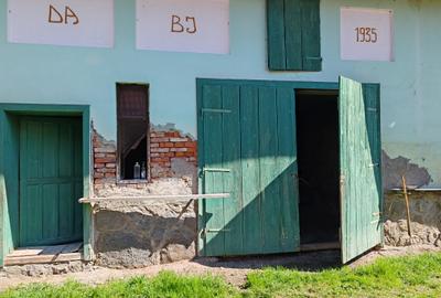 Casa 3 camere libera la vanzare TARLUNGENI - 12