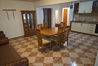 Inchiriez apartament 3 camere, decomandat, Piata Gavana 370 euro / luna - 6