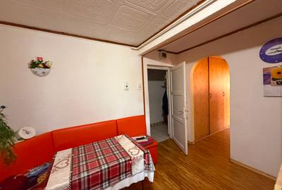 Apartament 3 camere-decomandat-bloc de caramida-zona Sc. Gen. Andrei Saguna - 14