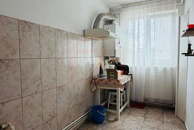 De vanzare Apartament 3 cam dec. in Galati, Micro 20, etaj 7,  65 mp - 5