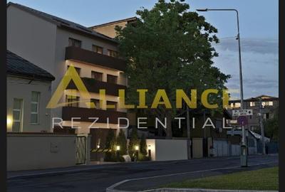 Apartament cu 2 camere decomandat în Apărătorii Patriei