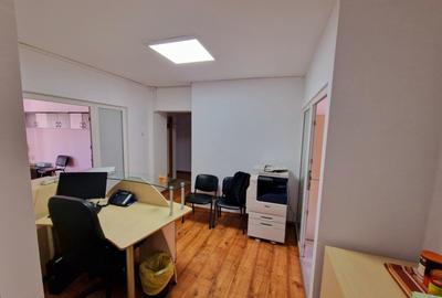 Izvor | 5 Camere | Spatiu de Birouri | Decomandat | Firma - 9