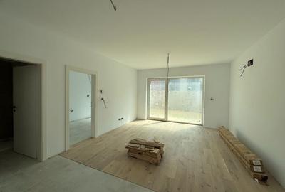 Townhouse modern cu grădină privată într-un cartier verde și sigur - 1