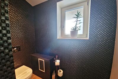 Vila deosebita  la un pas de mare mobilata si utilata - 38