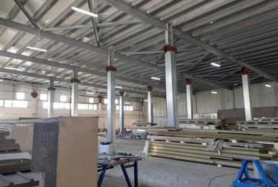 Hala renovata situata in zona Progresul - 4