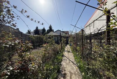 Casa demolabila langa Lacul Grivita  si Metrou Bazilescu - 3