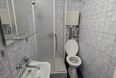 Titan, Postavarul intersectie B-ul 1 Decembrie 1918, stradal, vedere spate - 2