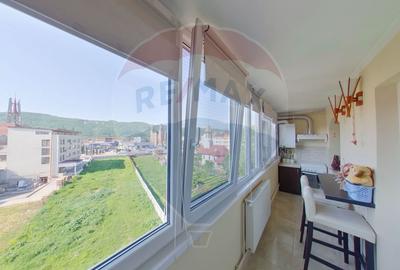 Apartament cu 4 camere de vânzare, Piața 1 Decembrie 1918 - 5