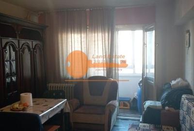 Apartament cu 3 camere semidecomandat în Lujerului