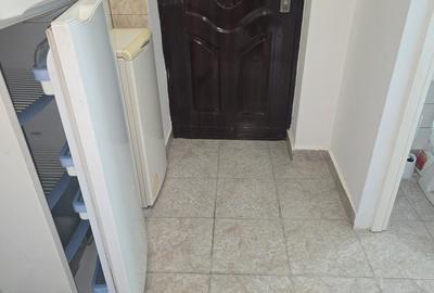 Vand garsoniera in Deva, zona Progresul, parter, bloc de caramida de 3 etaje, - 3