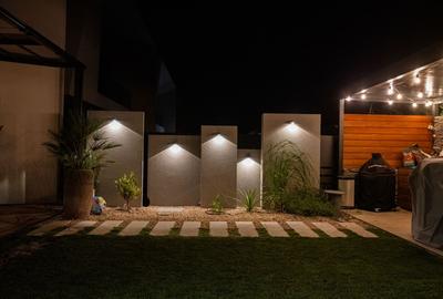 Vila Care Iti Aduce Acasa Visul Cu O Piscina Suspendata - 16