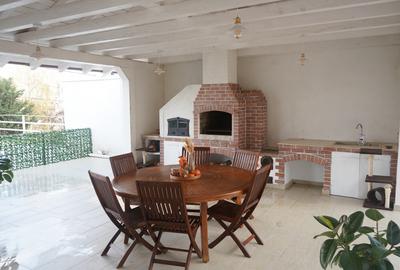 Casa moderna in Balotesti – lumina, stil si confort complet - 2