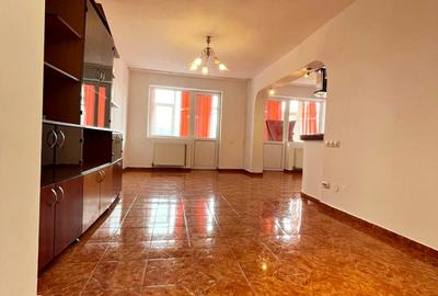 4 camere, proprietate deosebita, Centru - 8
