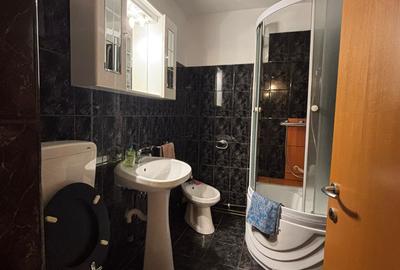 Ap. 3 cam decomandat, etajul 1, centrală termică, bloc 1986 - 1