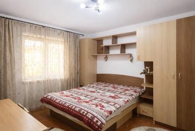 Apartament cu 2 camere decomandat, mobilat în Nicolina