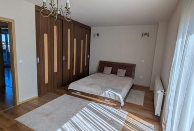 Apartament cu 3 camere decomandat, mobilat în Aradului