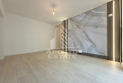 Apartament cu 2 camere semidecomandat în Giroc
