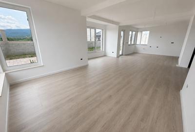 Casa Individuală 138 mp| teren 400 mp| zona Orizont - 3