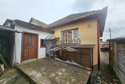 Casa solida cu gradina generoasa si pozitie retrasa - 6