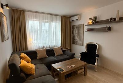 Apartament cu 3 camere semidecomandat, mobilat în Berceni