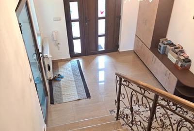 VILA IN REGIM DE INALTIME PARTER SI ETAJ ULTRAFINISATA PE 19 ARI TEREN - 38