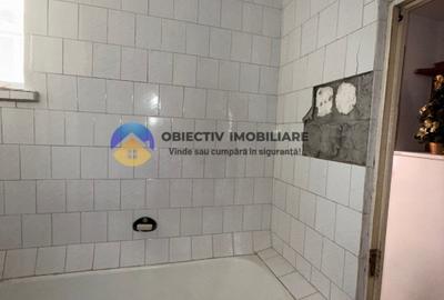 Apartament 4 camere/ 2 bai /boxa cadastrata  - B-dul Traian 82 mp - 13